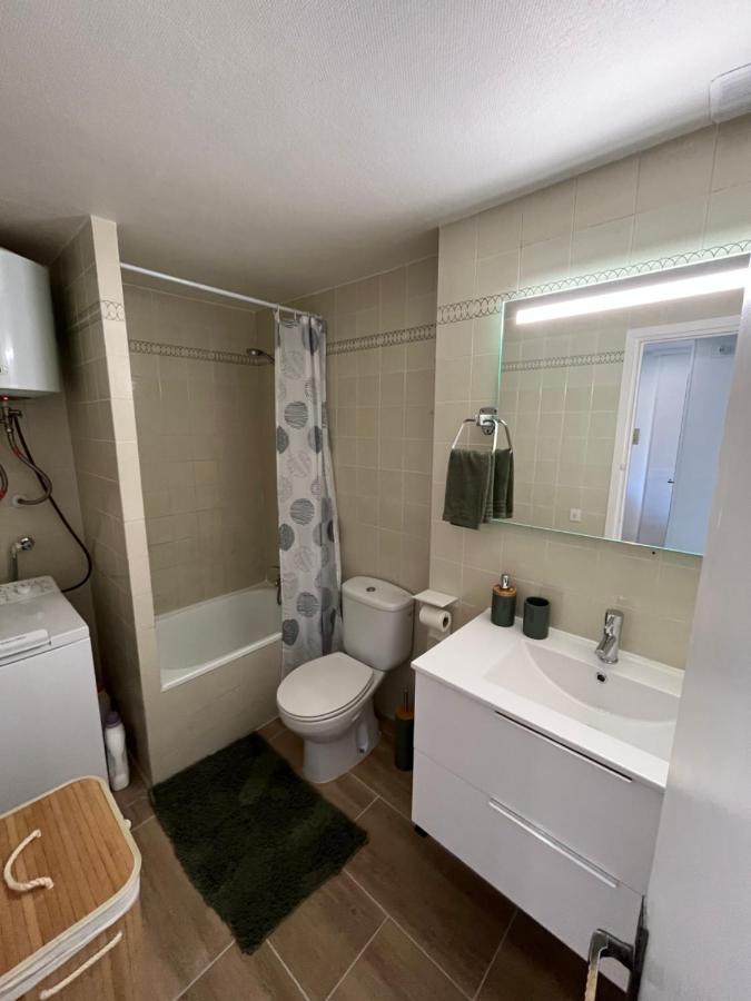 Appartement 1 Chambre Climatise Avec 3 Piscines A 200 M De La Plage Empuriabrava Exterior foto
