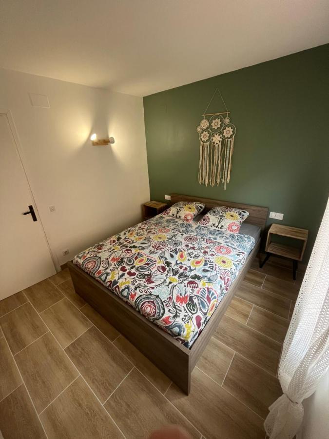 Appartement 1 Chambre Climatise Avec 3 Piscines A 200 M De La Plage Empuriabrava Exterior foto